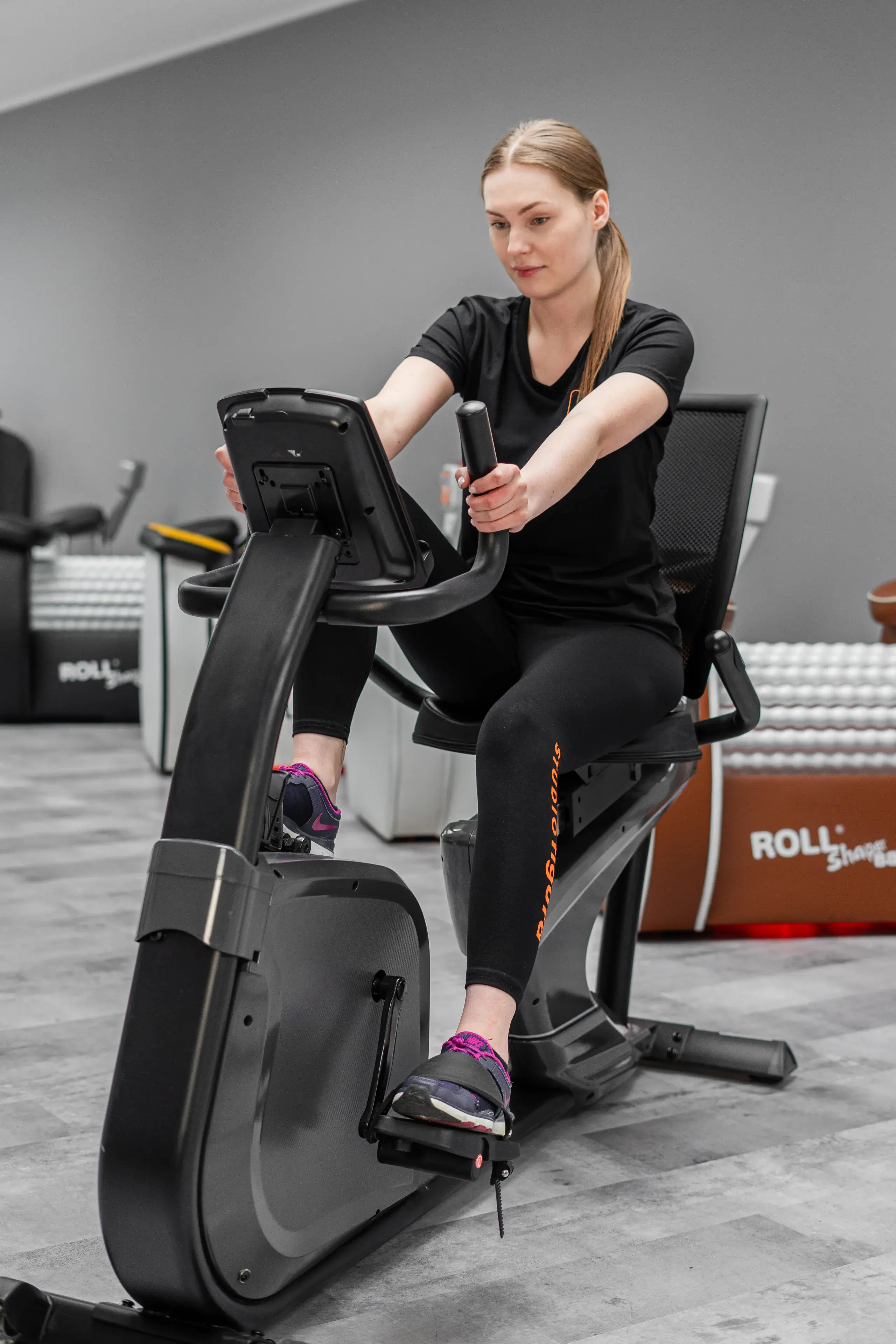 Rower poziomy trening cardio w Studio Figura